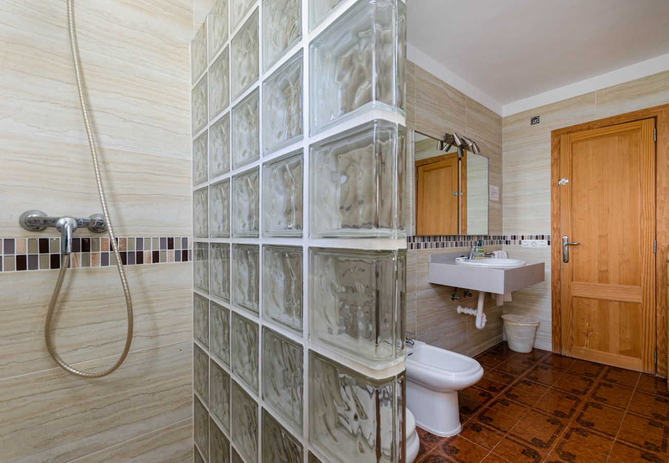 Country house in Ca´n Picafort -  YourHouse Ca Na Teulera, villa with private pool, 3 km from the beach