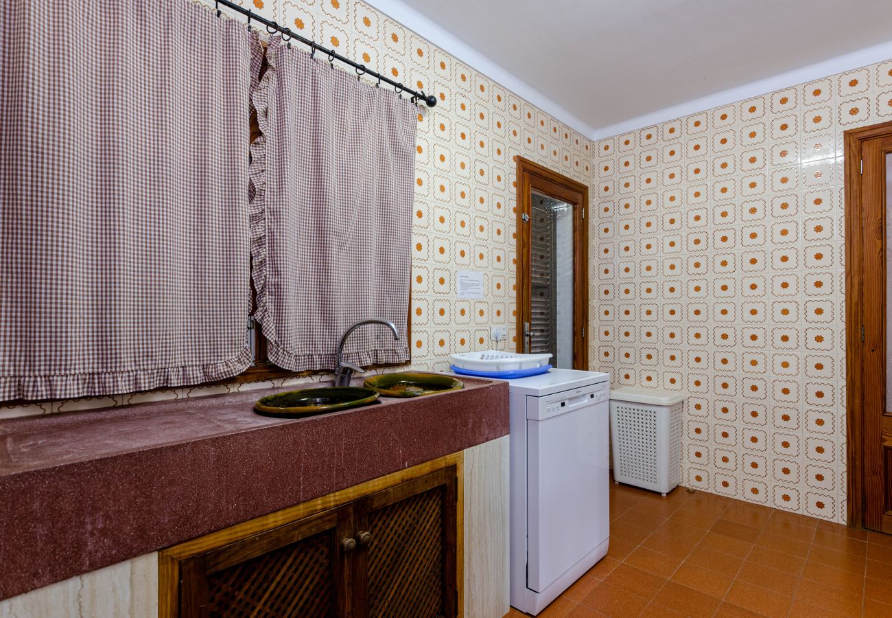 Country house in Ca´n Picafort -  YourHouse Ca Na Teulera, villa with private pool, 3 km from the beach