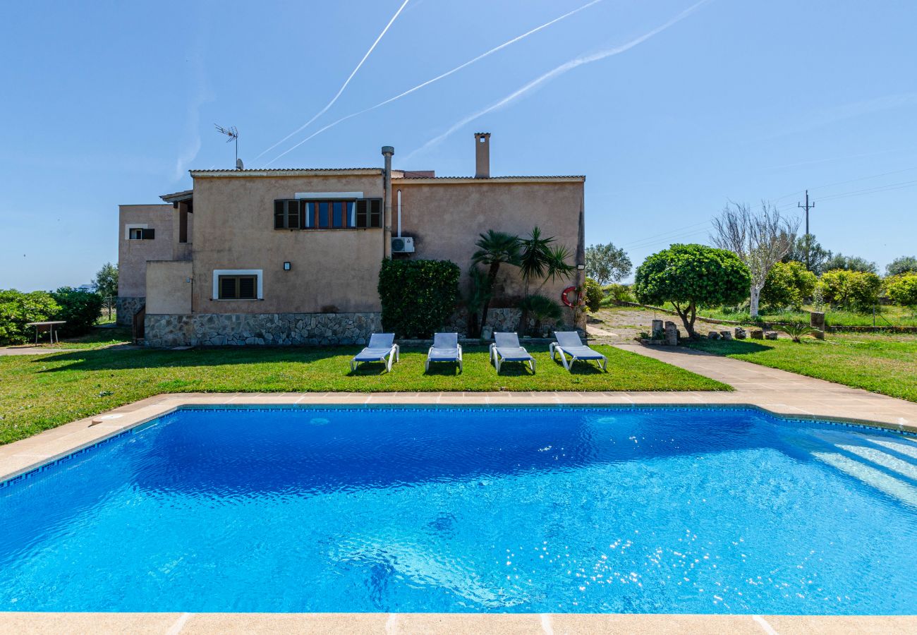 Country house in Ca´n Picafort -  YourHouse Ca Na Teulera, villa with private pool, 3 km from the beach