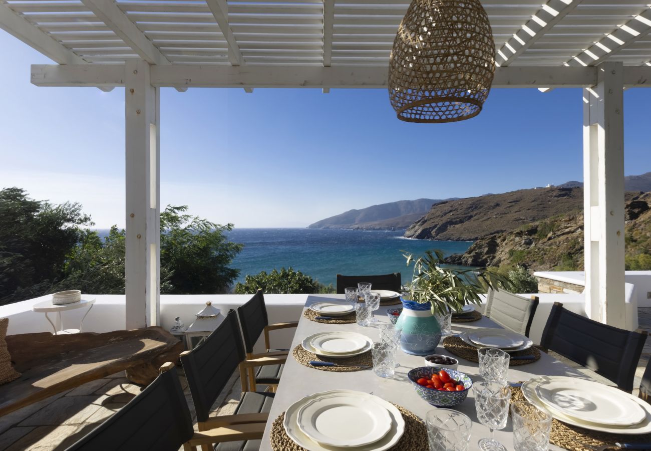 Villa in Andros - Seaside luxury villa 