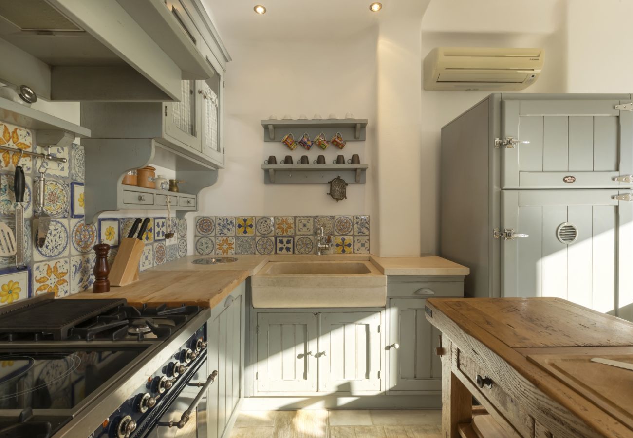 Villa in Andros - Seaside luxury villa 