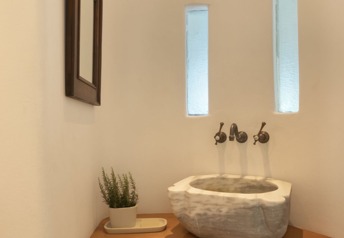 Villa in Andros - Seaside luxury villa 