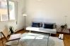 Apartment in Athens - Sunny central apartment next to Metro station