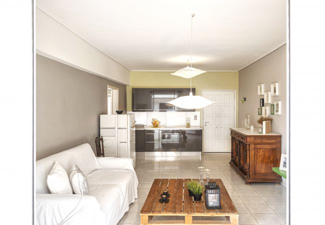 Apartment in Chalandri - Central Halandri apartment near all hospitals 