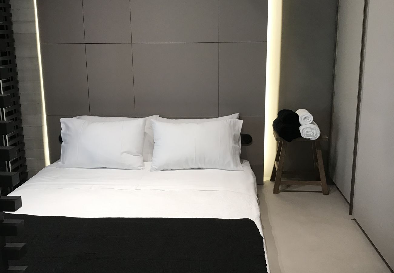 Studio in Athens - A NYC loft inspired design Studio in Kolonaki 