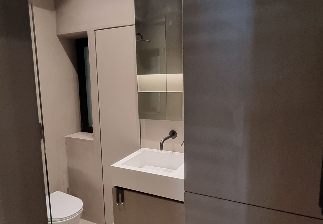 Studio in Athens - A NYC loft inspired design Studio in Kolonaki 