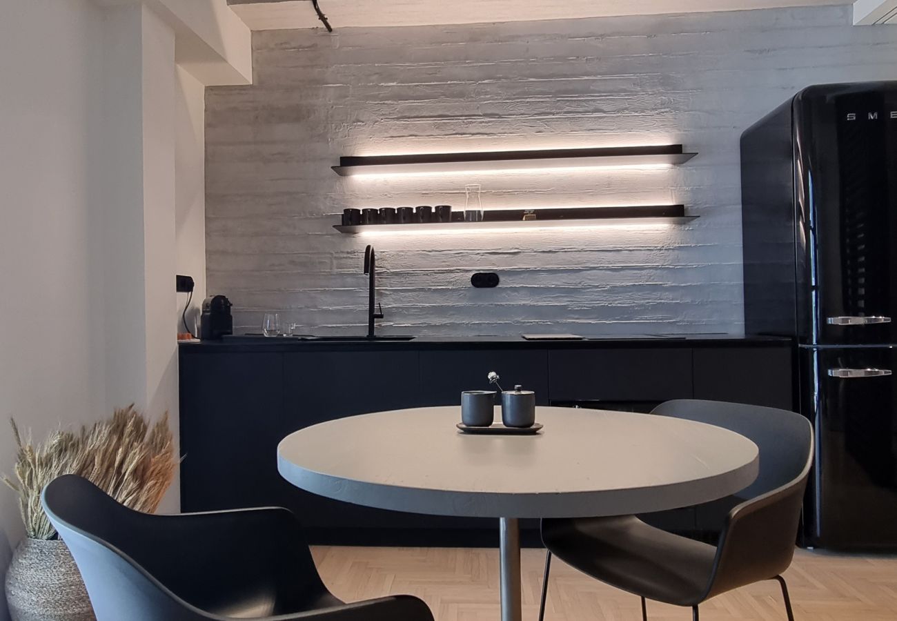 Studio in Athens - A NYC loft inspired design Studio in Kolonaki 