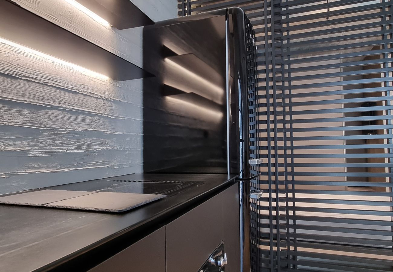 Studio in Athens - A NYC loft inspired design Studio in Kolonaki 