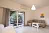 Apartment in Athens - Artistic apartment in the middle of everything 