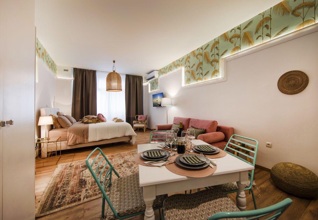 Studio in Athens - Exquisite apartment in the center of Athens 