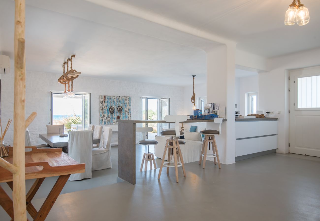 Villa in Xifara - Island Wedding paradise villas 