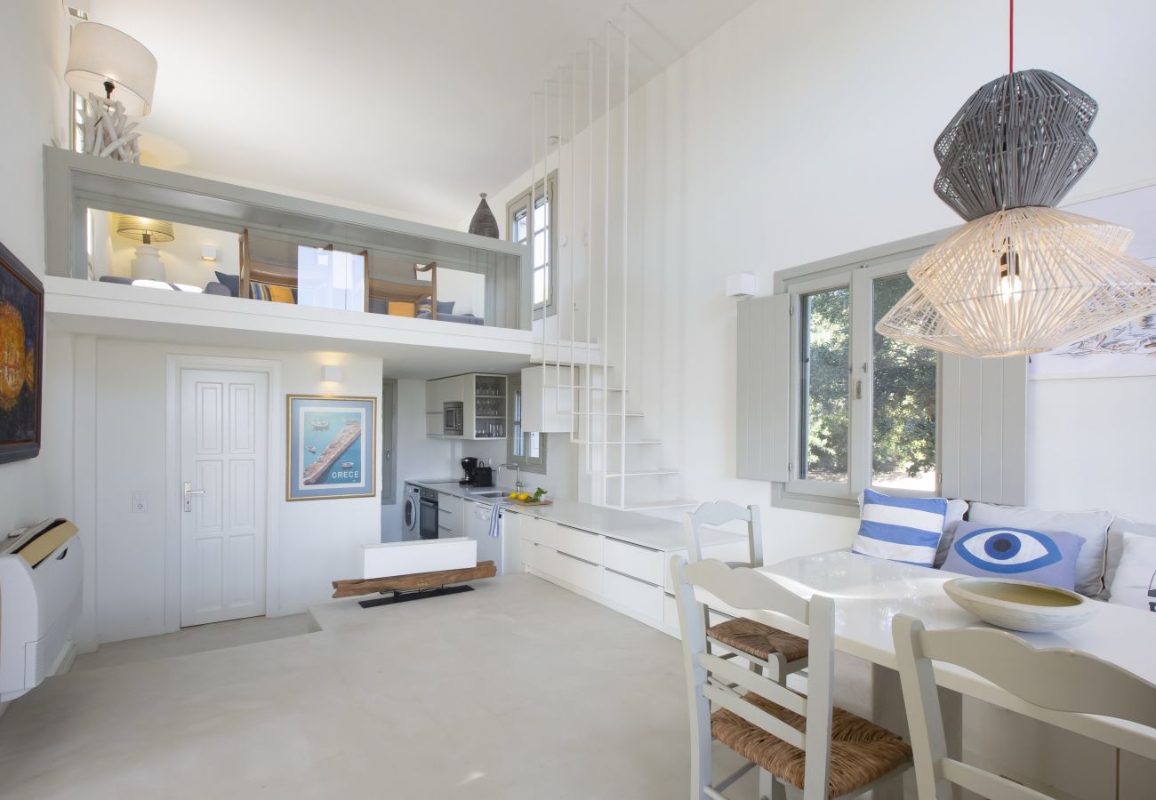 Villa in Ampelas - Elegant villa, sea views, designer renovation 