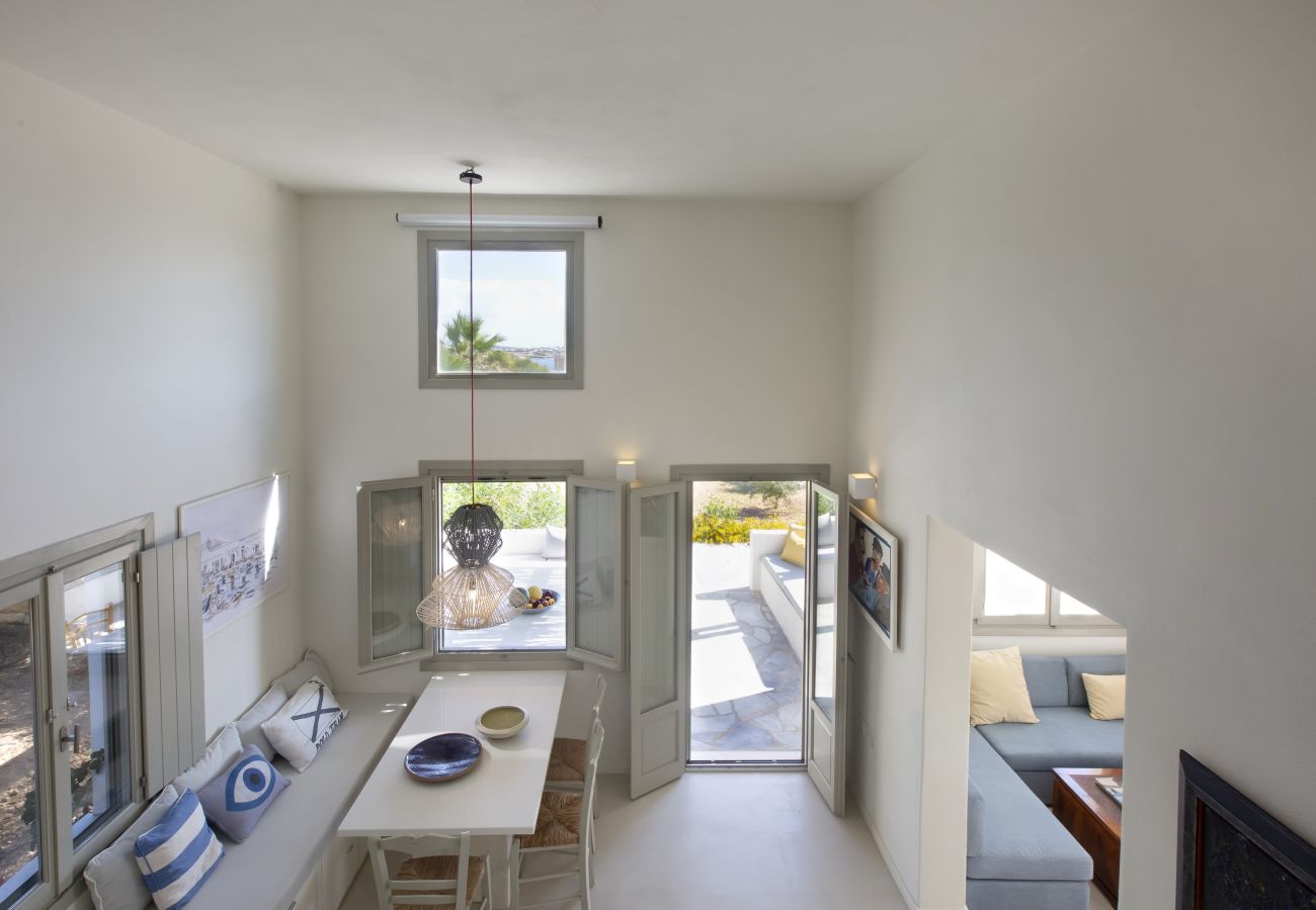 Villa in Ampelas - Elegant villa, sea views, designer renovation 