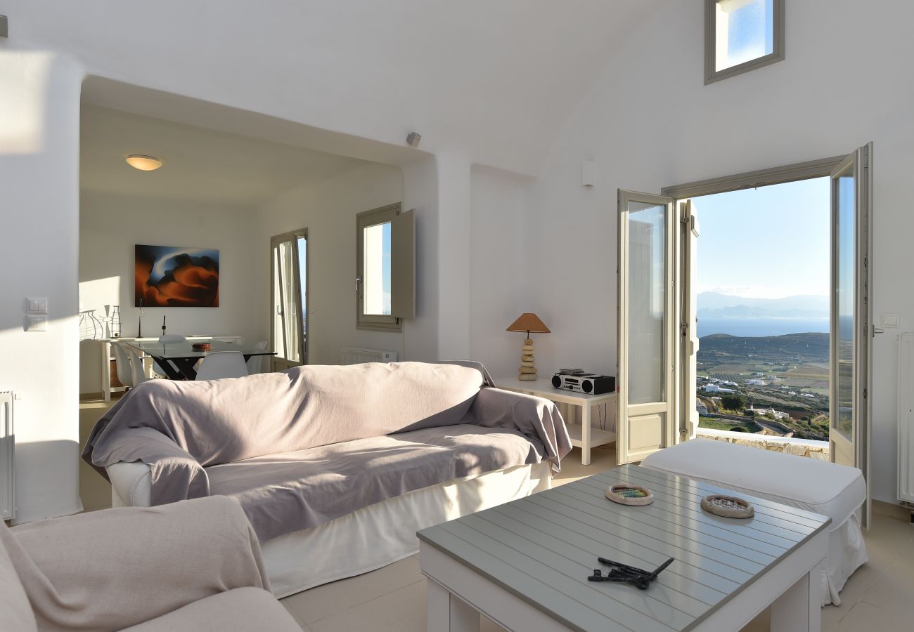 Villa in Naousa - Gorgeous pool villa, stunning sea views, helipad! 