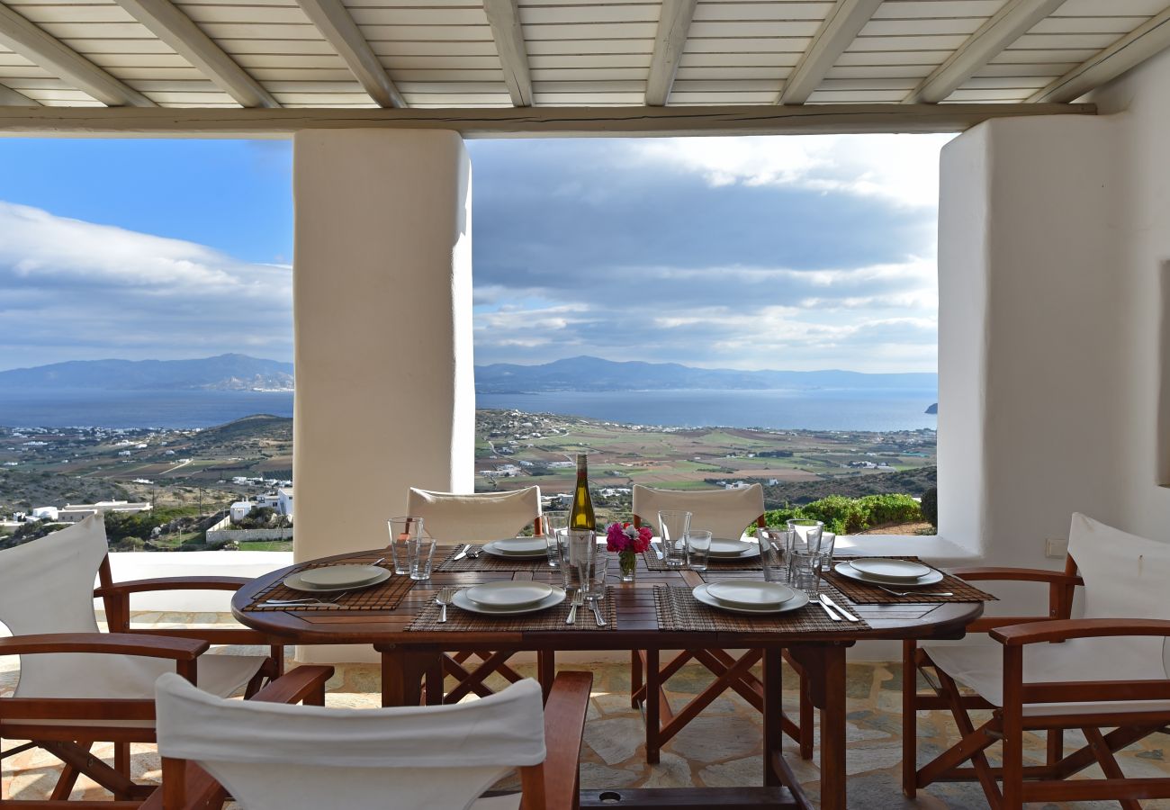 Villa in Naousa - Panoramic three villa complex with helipad 