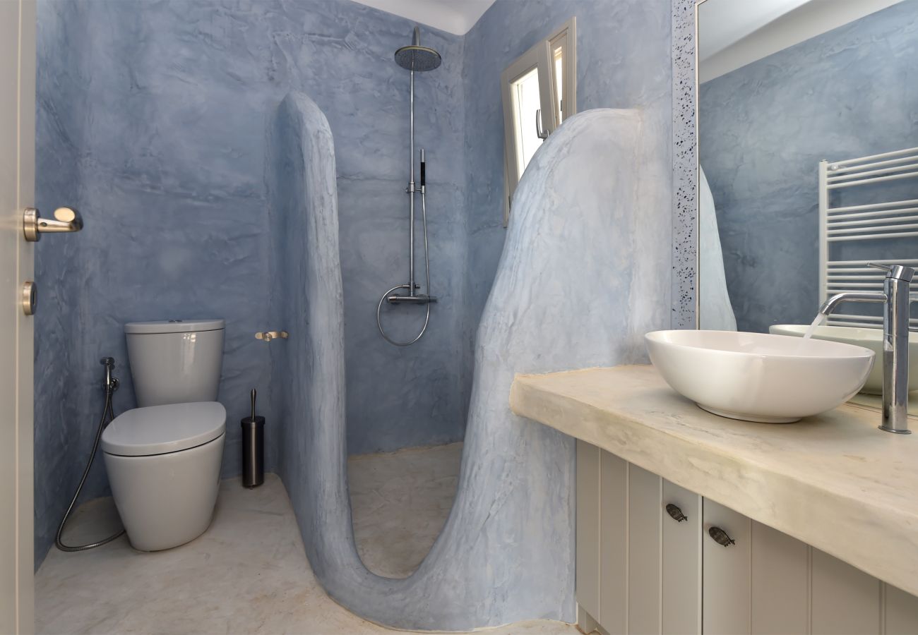 Villa in Naousa - Panoramic three villa complex with helipad 