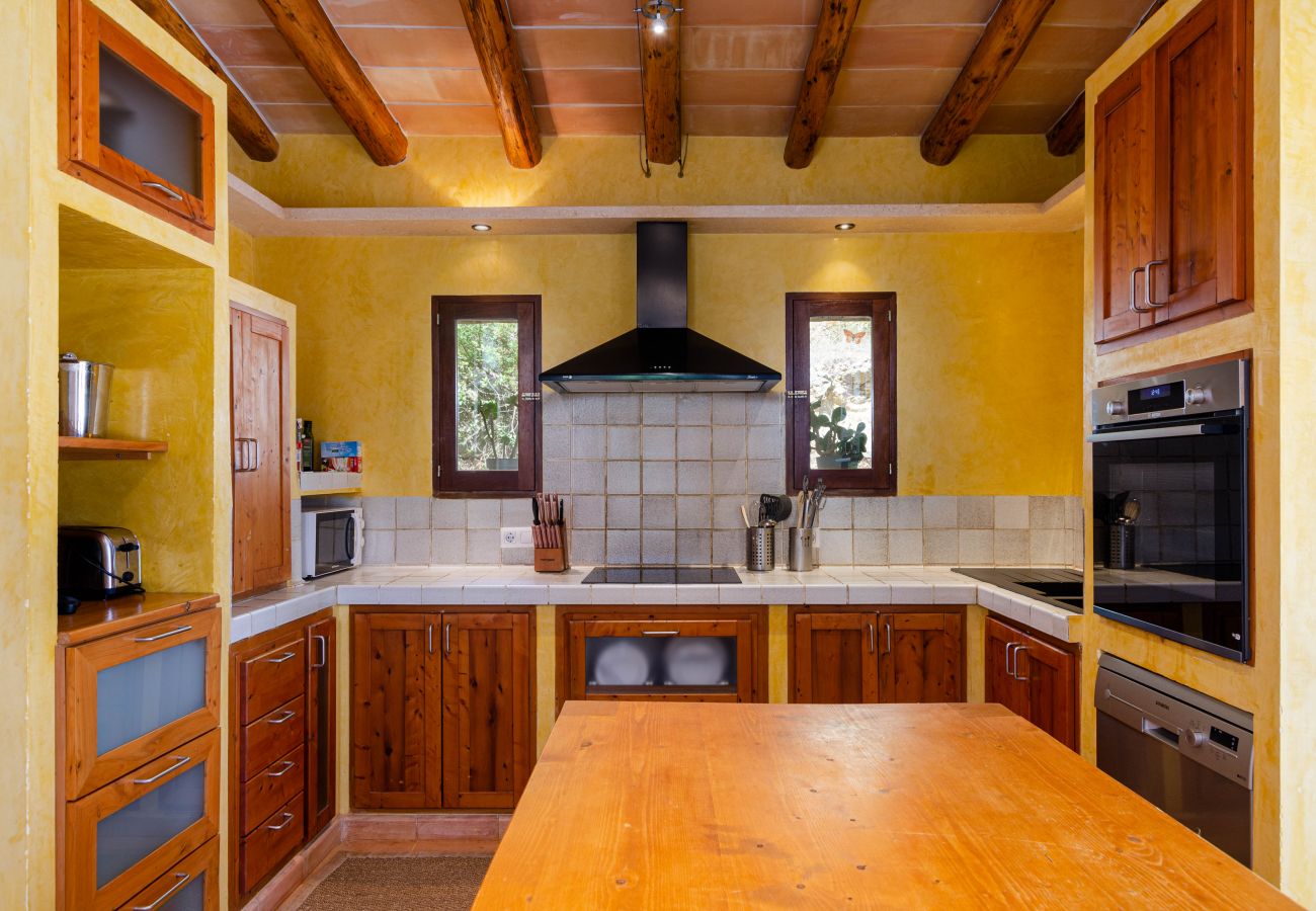 Villa in Arta - YourHouse Casa Laura, villa with private pool near Artà