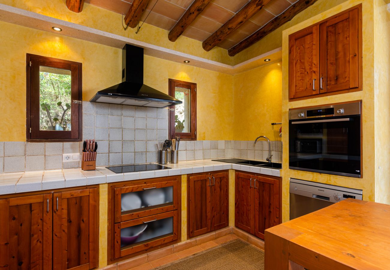 Villa in Arta - YourHouse Casa Laura, villa with private pool near Artà