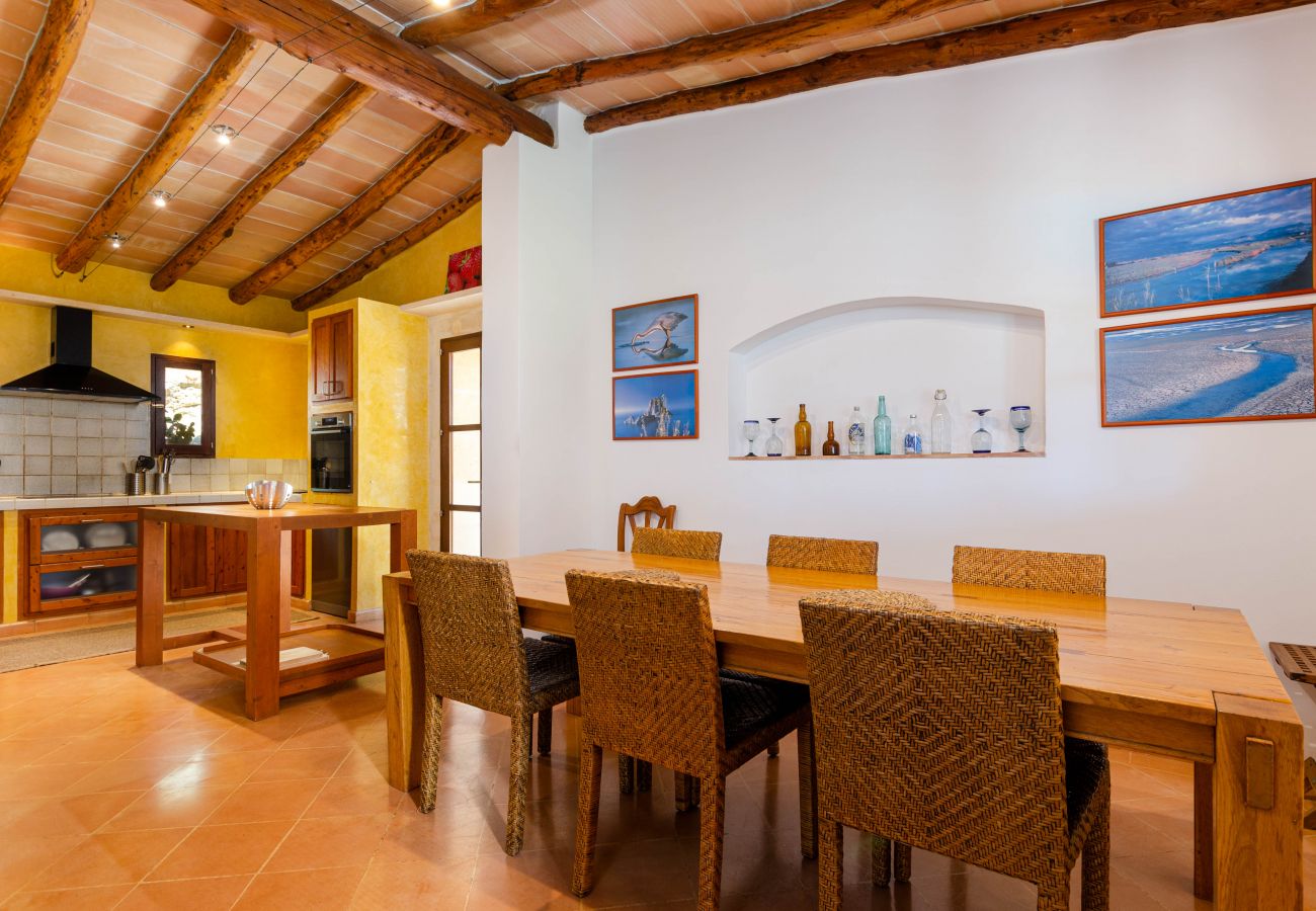 Villa in Arta - YourHouse Casa Laura, villa with private pool near Artà