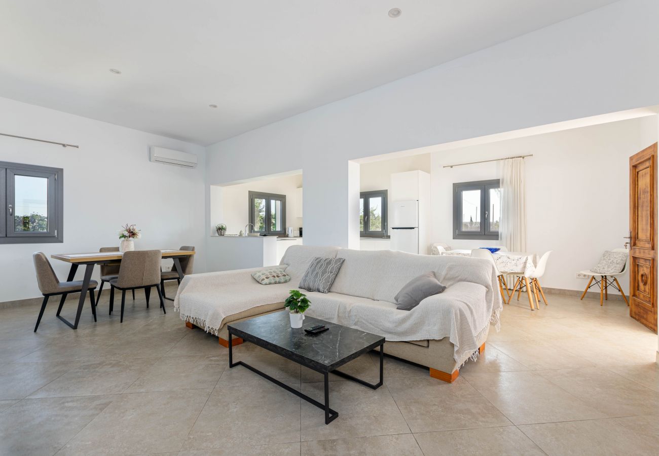 Villa in Sa Pobla - YourHouse Goet, spacious villa with private pool