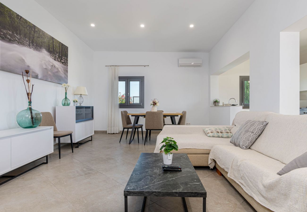 Villa in Sa Pobla - YourHouse Goet, spacious villa with private pool