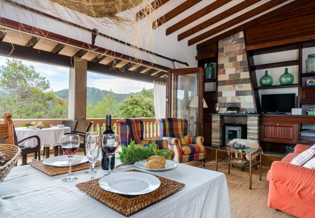 House in Escorca - Lovely house with Wifi and air conditioning in the mountains, Yourhouse Can Marquesi