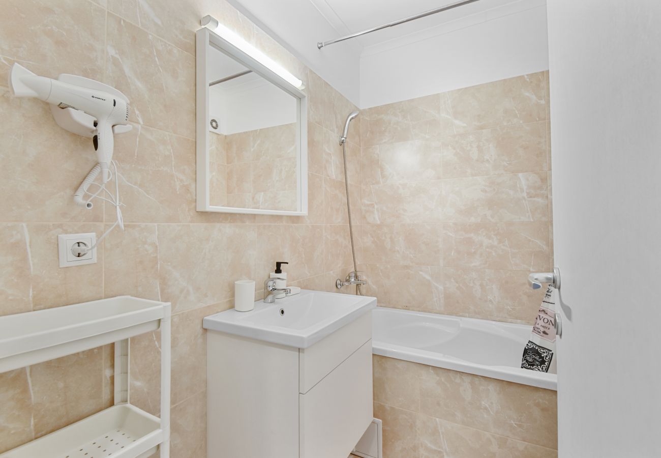 Studio in Chiajna - Cozy Studio in Avangarde City