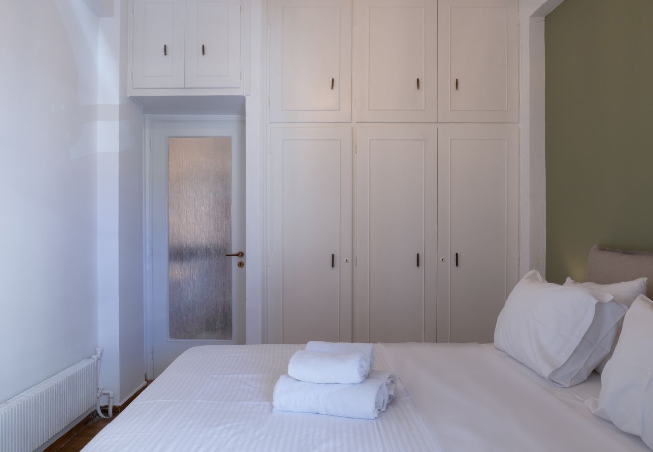 Apartment in Athens - Modern 1BR APT, next to the Goulandris Museum