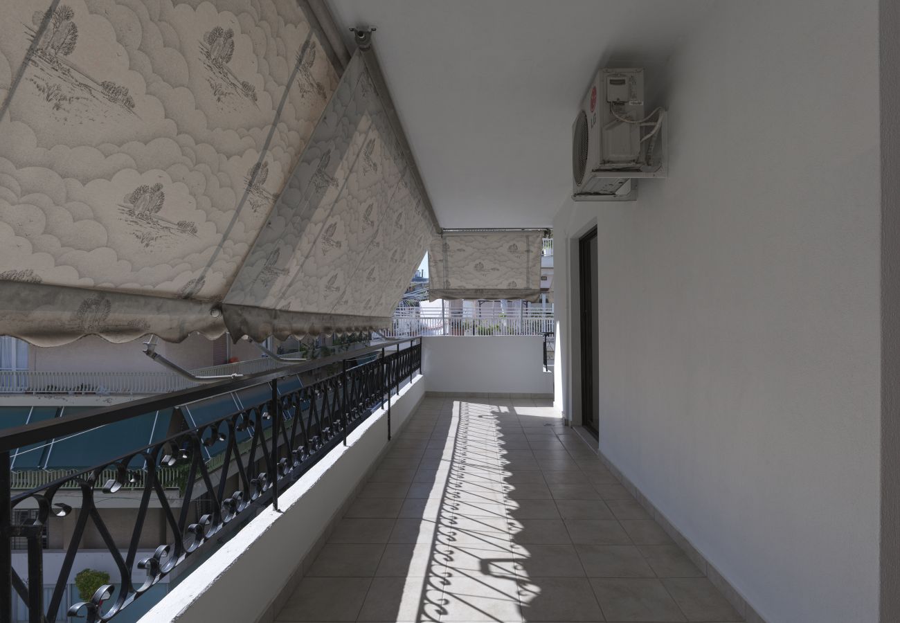 Apartment in Zografou - 2 BDR Apartment Close to Children's Hospital