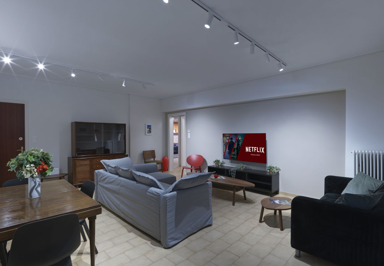 Apartment in Zografou - 2 BDR Apartment Close to Children's Hospital