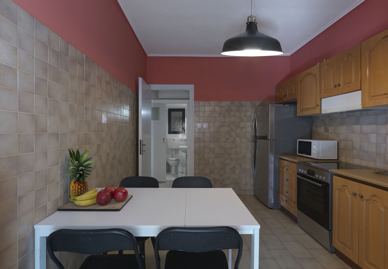 Apartment in Zografou - 2 BDR Apartment Close to Children's Hospital