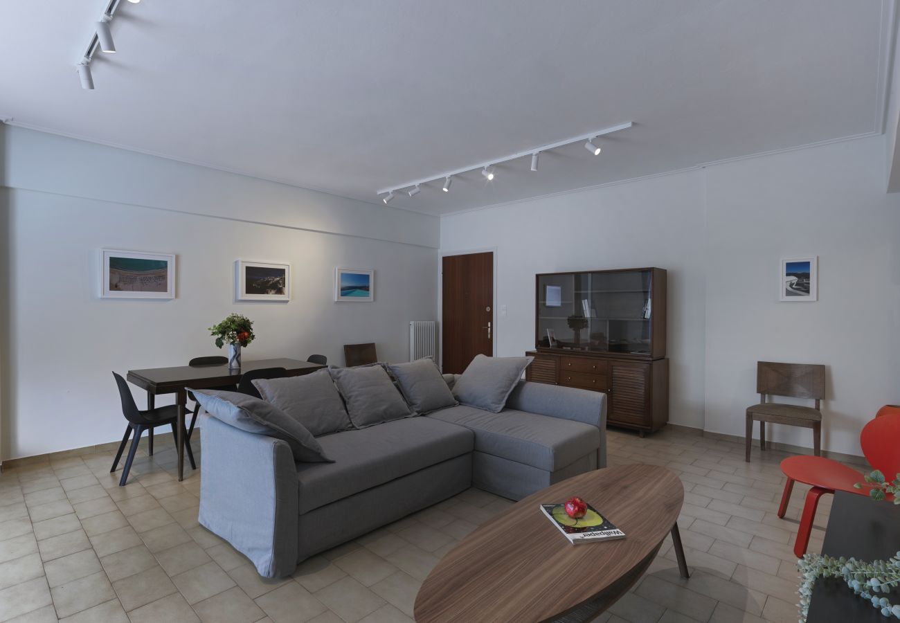 Apartment in Zografou - 2 BDR Apartment Close to Children's Hospital