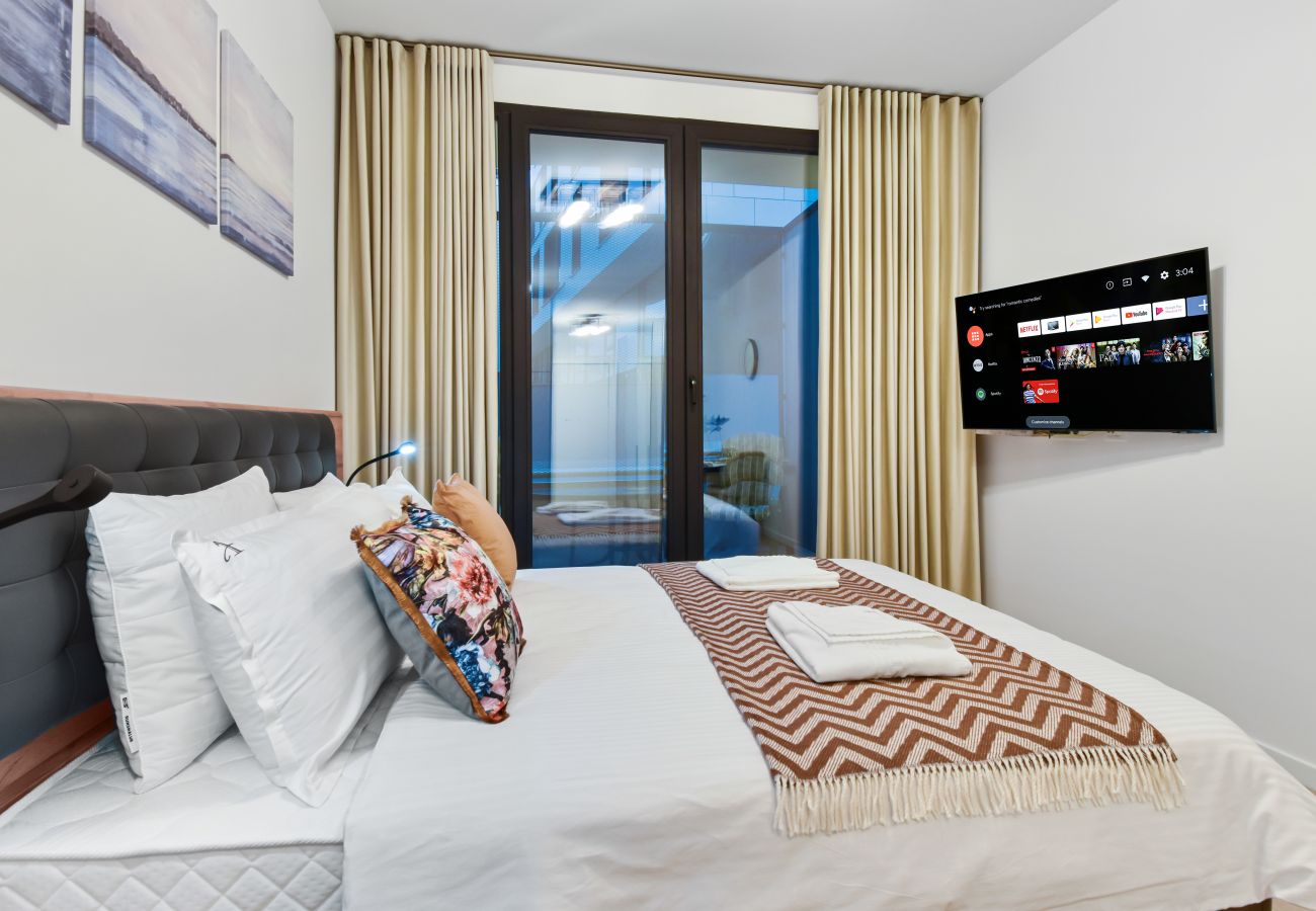 Studio in Bucharest - Elegant Studio in Win Herastrau