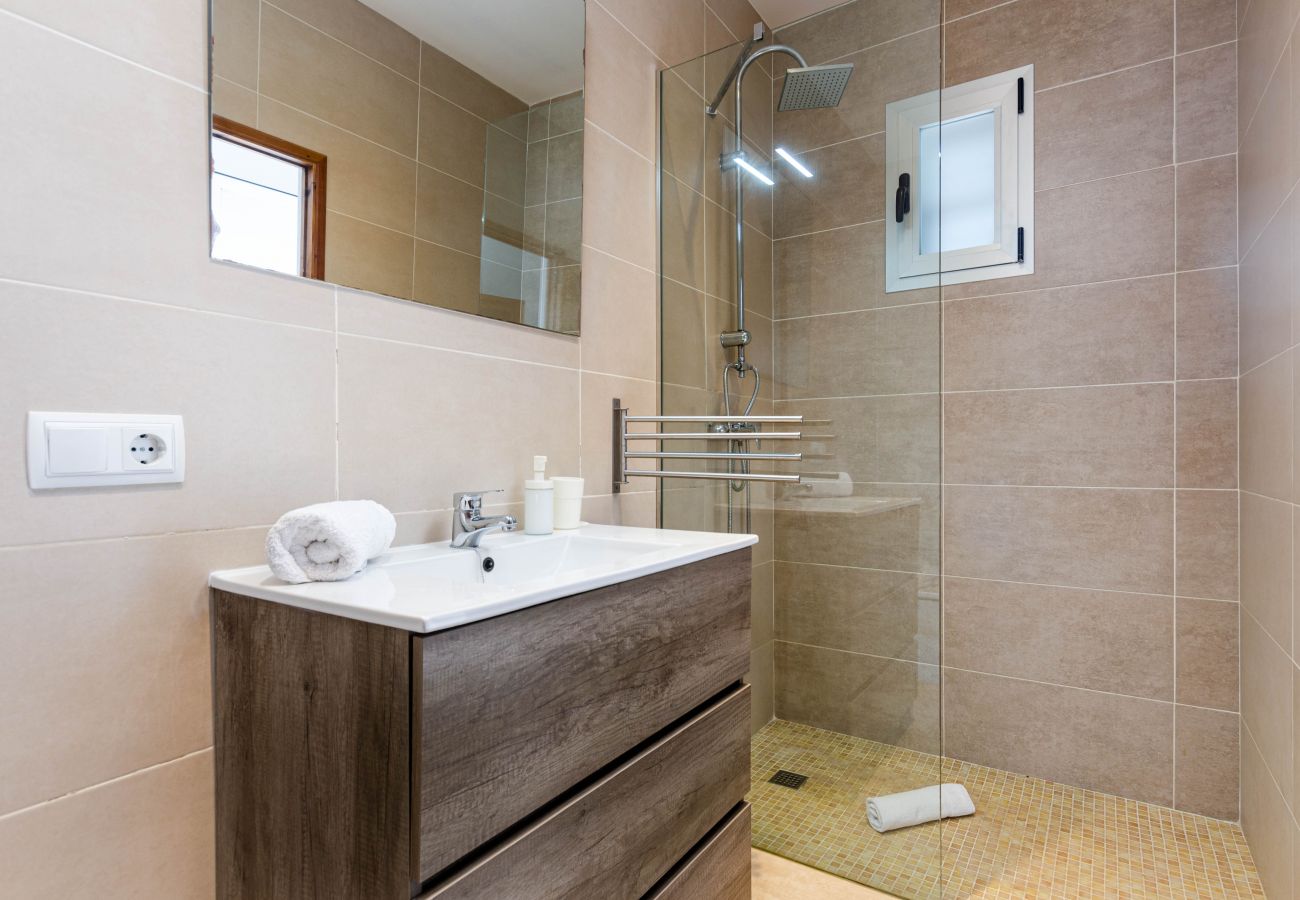 House in Can Picafort - Lovely house with terrace and air conditioning, YourHouse Solivellas