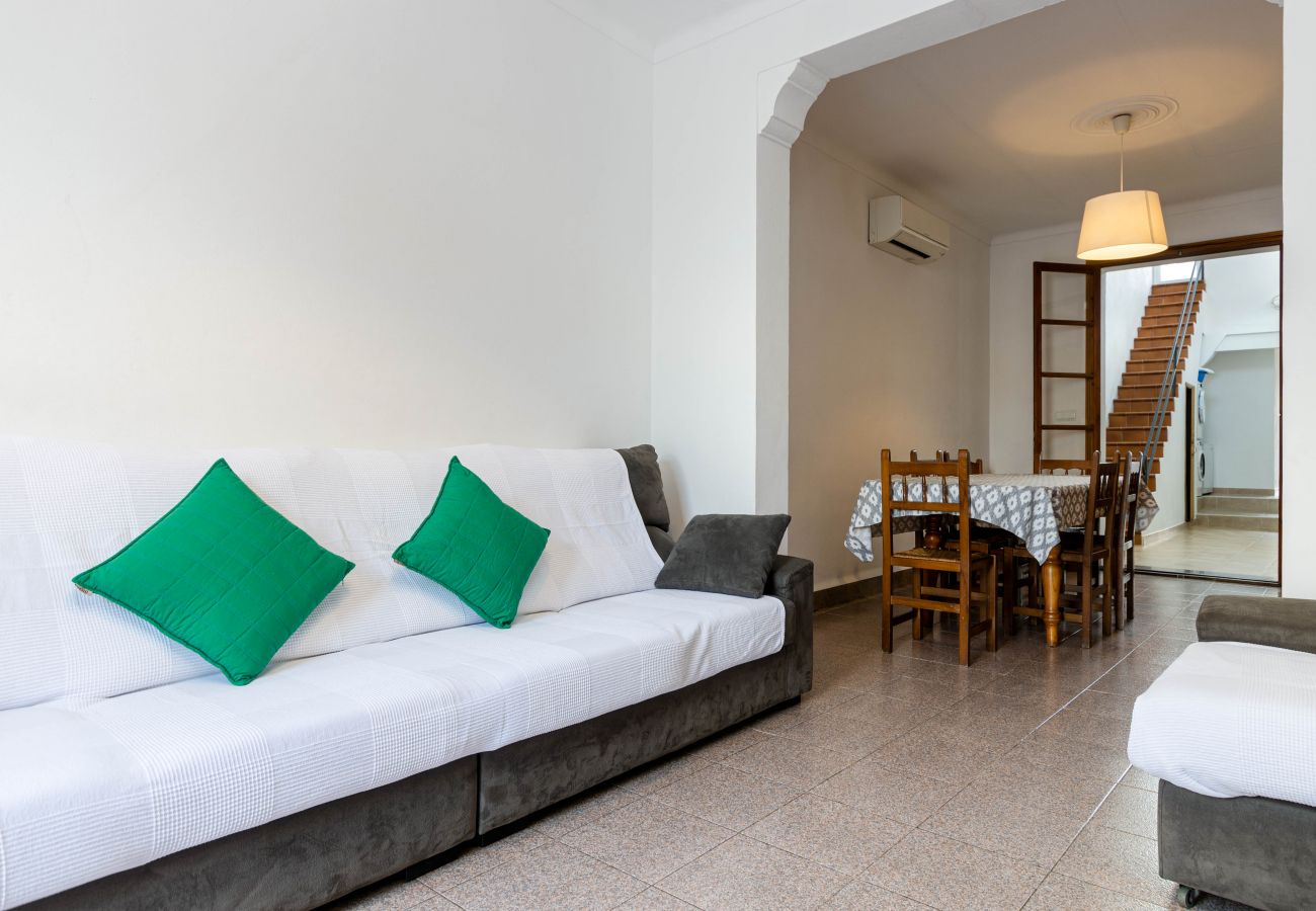 House in Can Picafort - Lovely house with terrace and air conditioning, YourHouse Solivellas