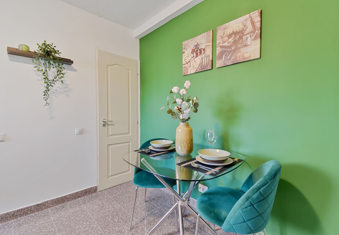 Apartment in Bucharest - Akira One Bedroom Apartment