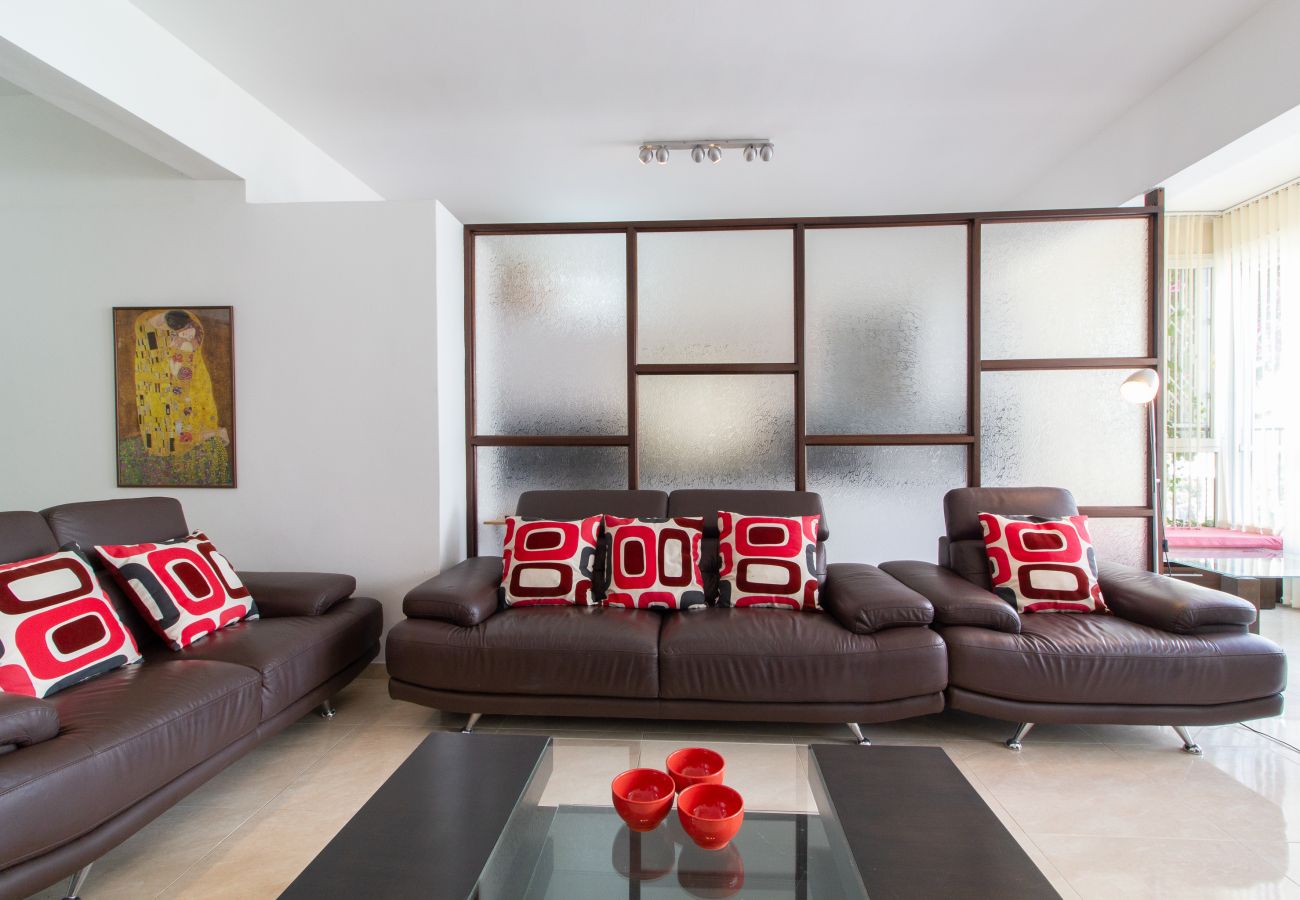 Apartment in Tel Aviv - Jaffa - Bright 3BR in the Beating Heart of TLV by FeelHome 