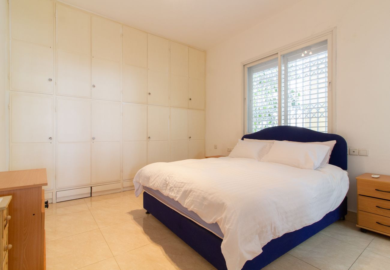 Apartment in Tel Aviv - Jaffa - Bright 3BR in the Beating Heart of TLV by FeelHome 