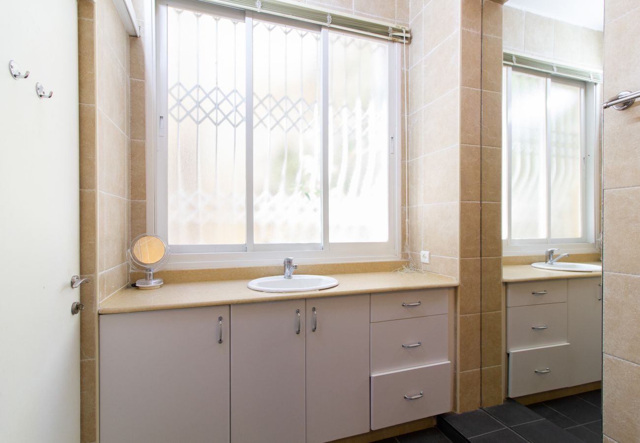 Apartment in Tel Aviv - Jaffa - Bright 3BR in the Beating Heart of TLV by FeelHome 