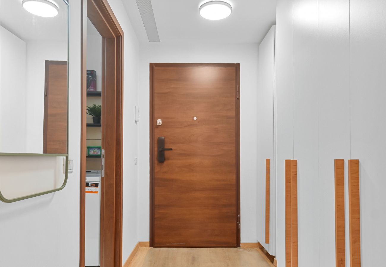 Studio in Predeal - The Flower  Clabucet Studio
