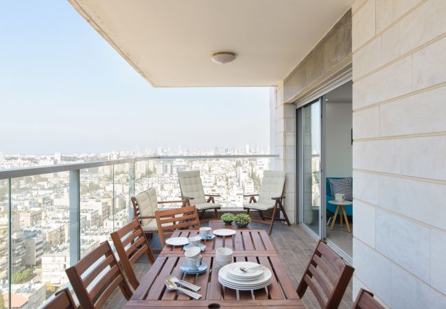 Apartment in Holon - Deluxe Apt & Terrace with City Overview by FeelHome