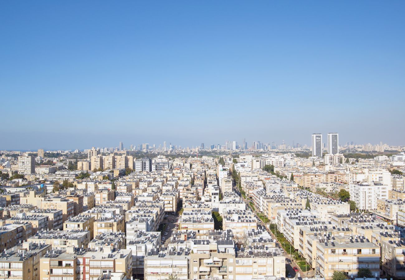 Apartment in Holon - Deluxe Apt & Terrace with City Overview by FeelHome