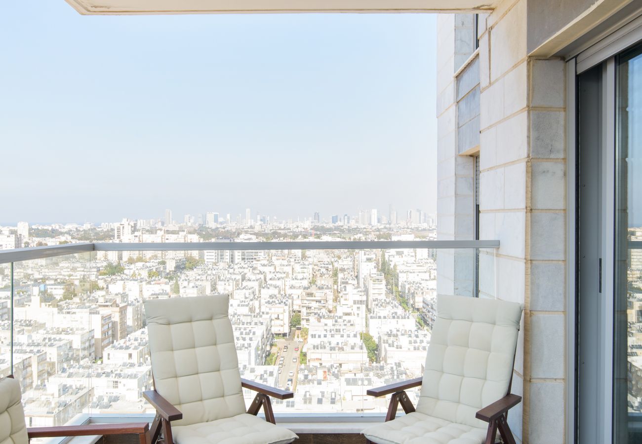 Apartment in Holon - Deluxe Apt & Terrace with City Overview by FeelHome