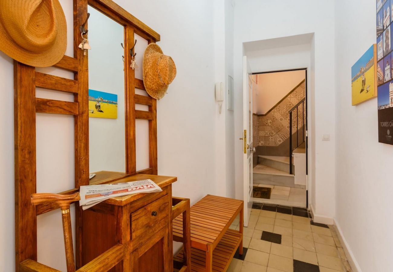 Apartment in Cádiz - Lightbooking Arboli Cadiz historic center 