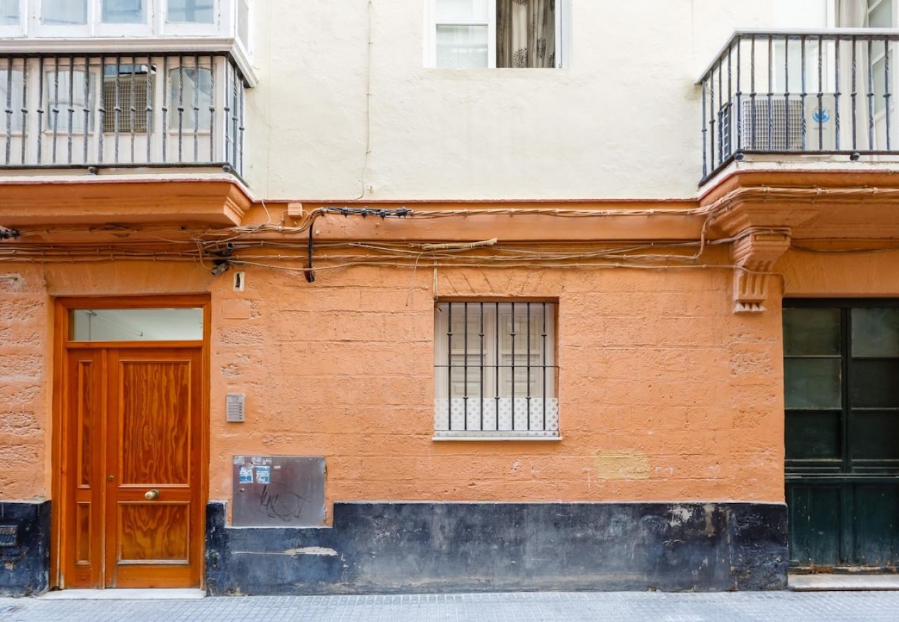 Apartment in Cádiz - Lightbooking Arboli Cadiz historic center 