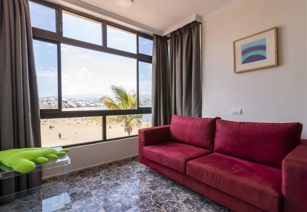 Studio in Las Palmas de Gran Canaria - Lightbooking Beachfront  Canteras Beach 