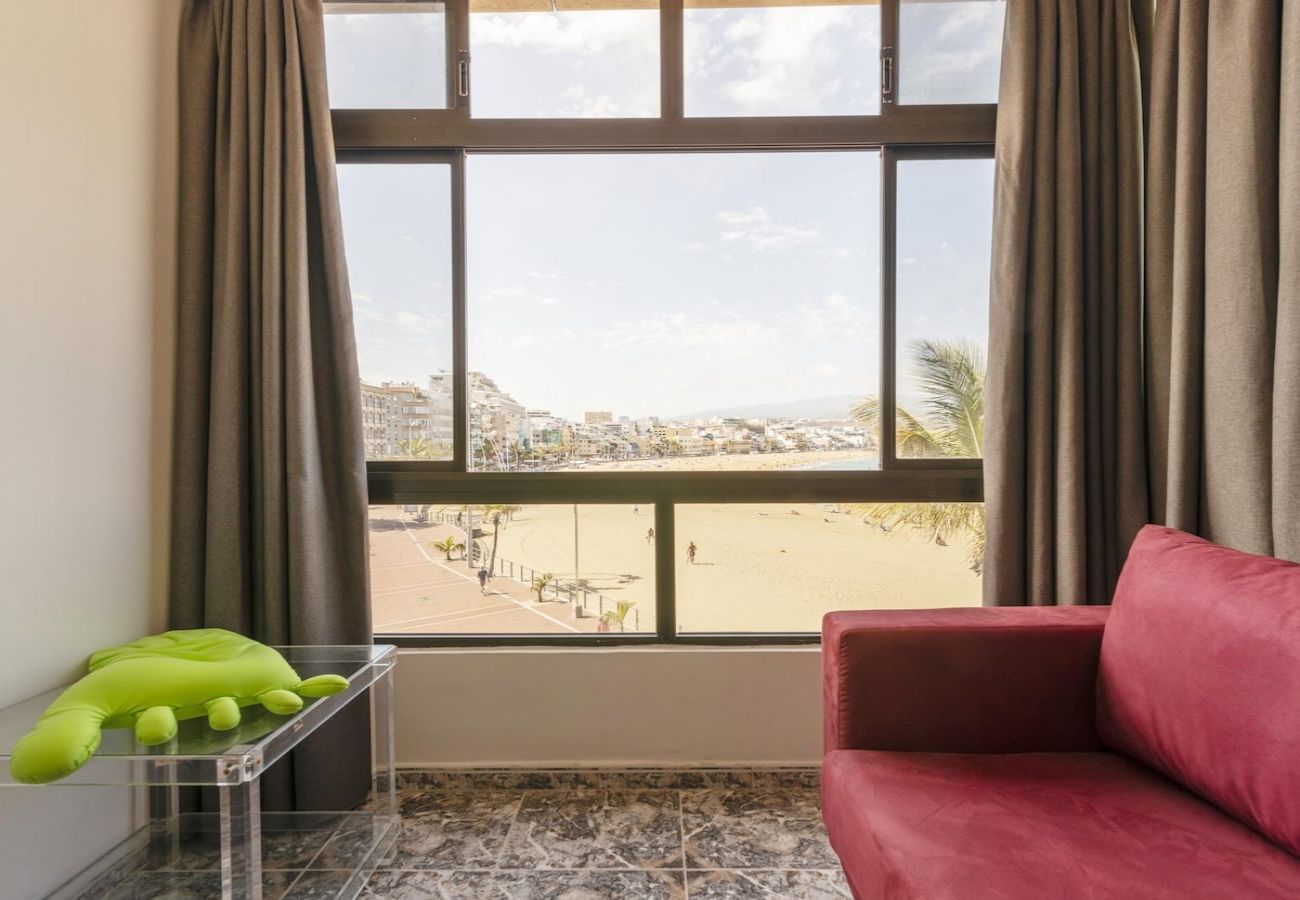 Studio in Las Palmas de Gran Canaria - Lightbooking Beachfront  Canteras Beach 
