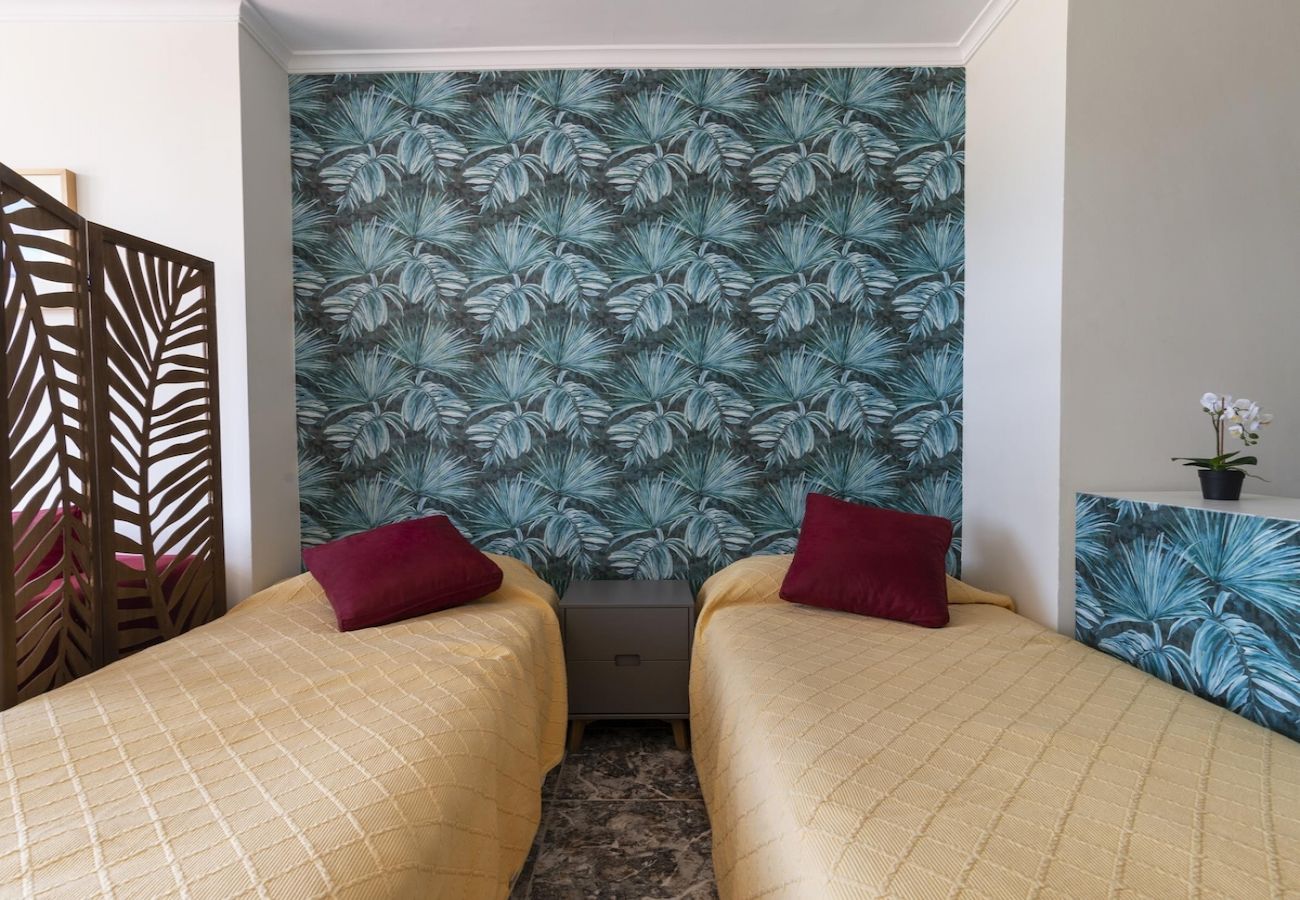 Studio in Las Palmas de Gran Canaria - Lightbooking Beachfront  Canteras Beach 