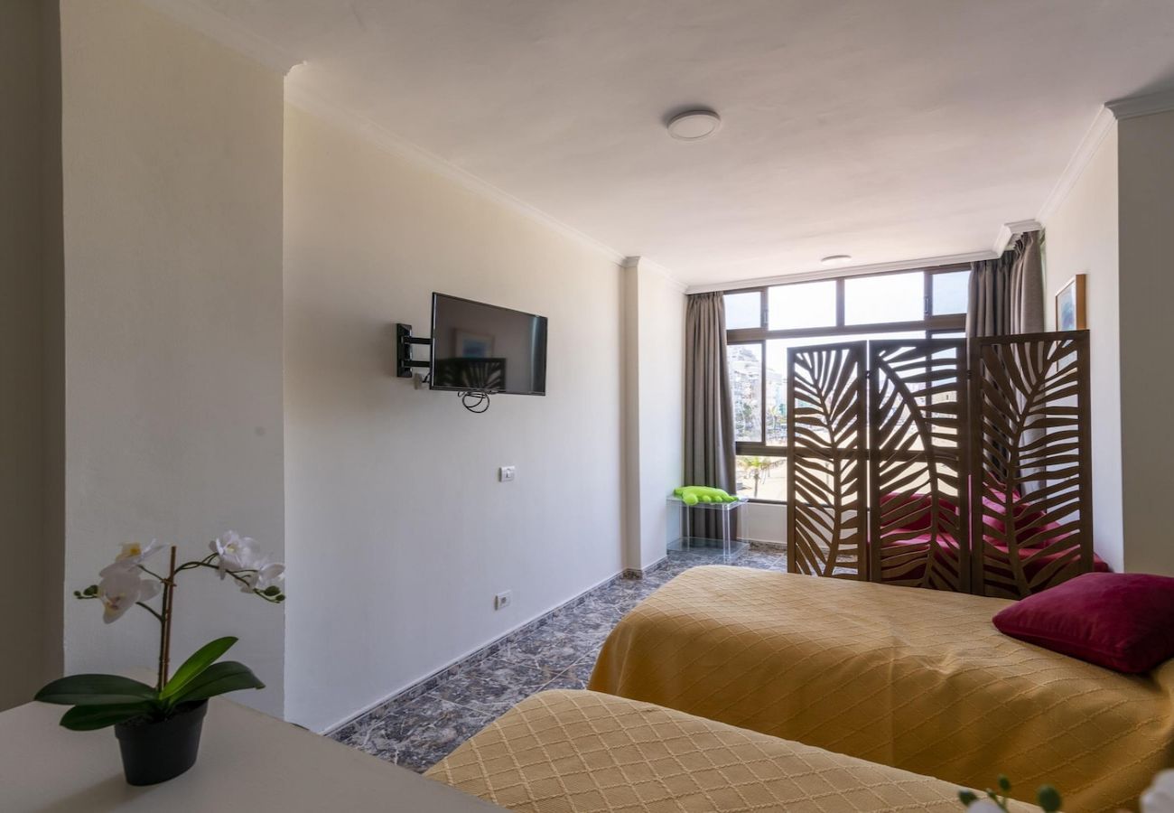 Studio in Las Palmas de Gran Canaria - Lightbooking Beachfront  Canteras Beach 