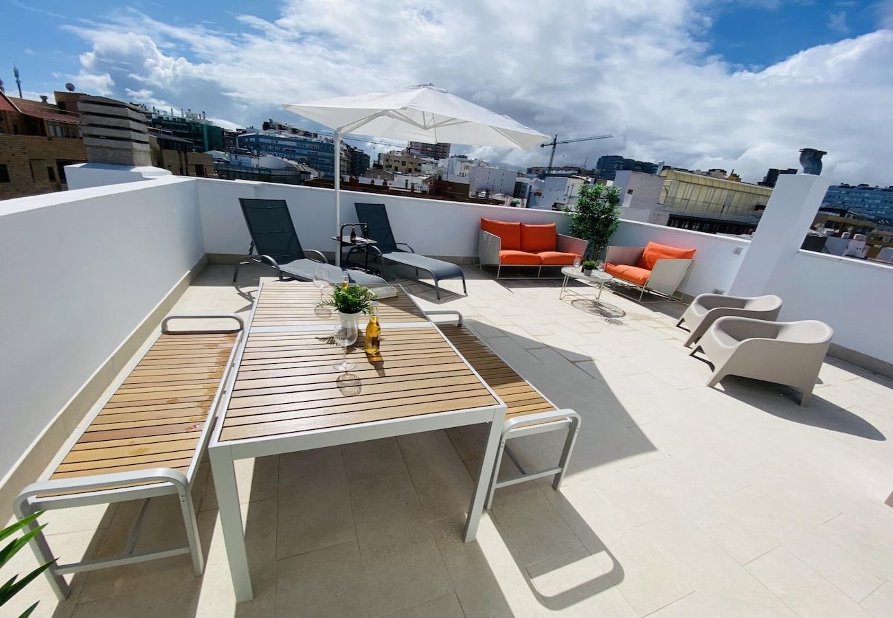 Apartment in Las Palmas de Gran Canaria - Nuevos Lightbooking Livian Suites Las Palmas 